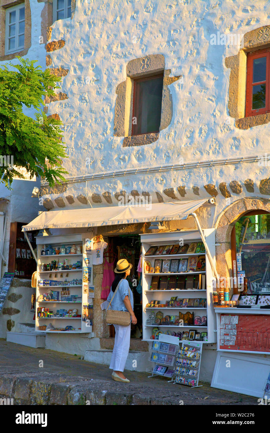 Touristische Shop von Chora, Patmos, Dodekanes, Griechische Inseln, Griechenland, Europa Stockfoto
