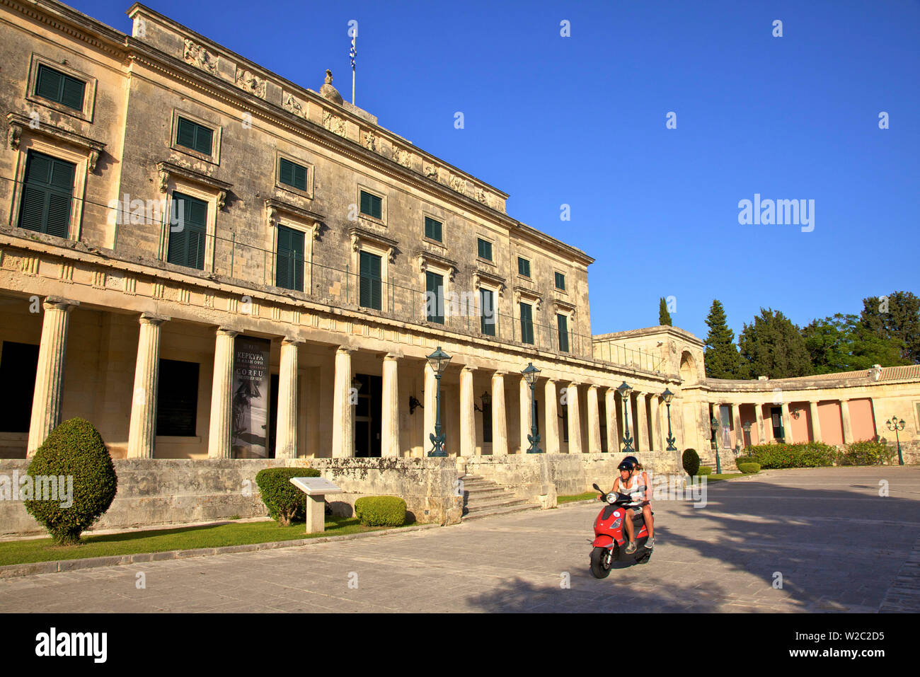 Palast von St. Michael und St. Georg, Altstadt von Korfu, Corfu, Ionische Inseln, griechische Inseln, Griechenland, Europa Stockfoto