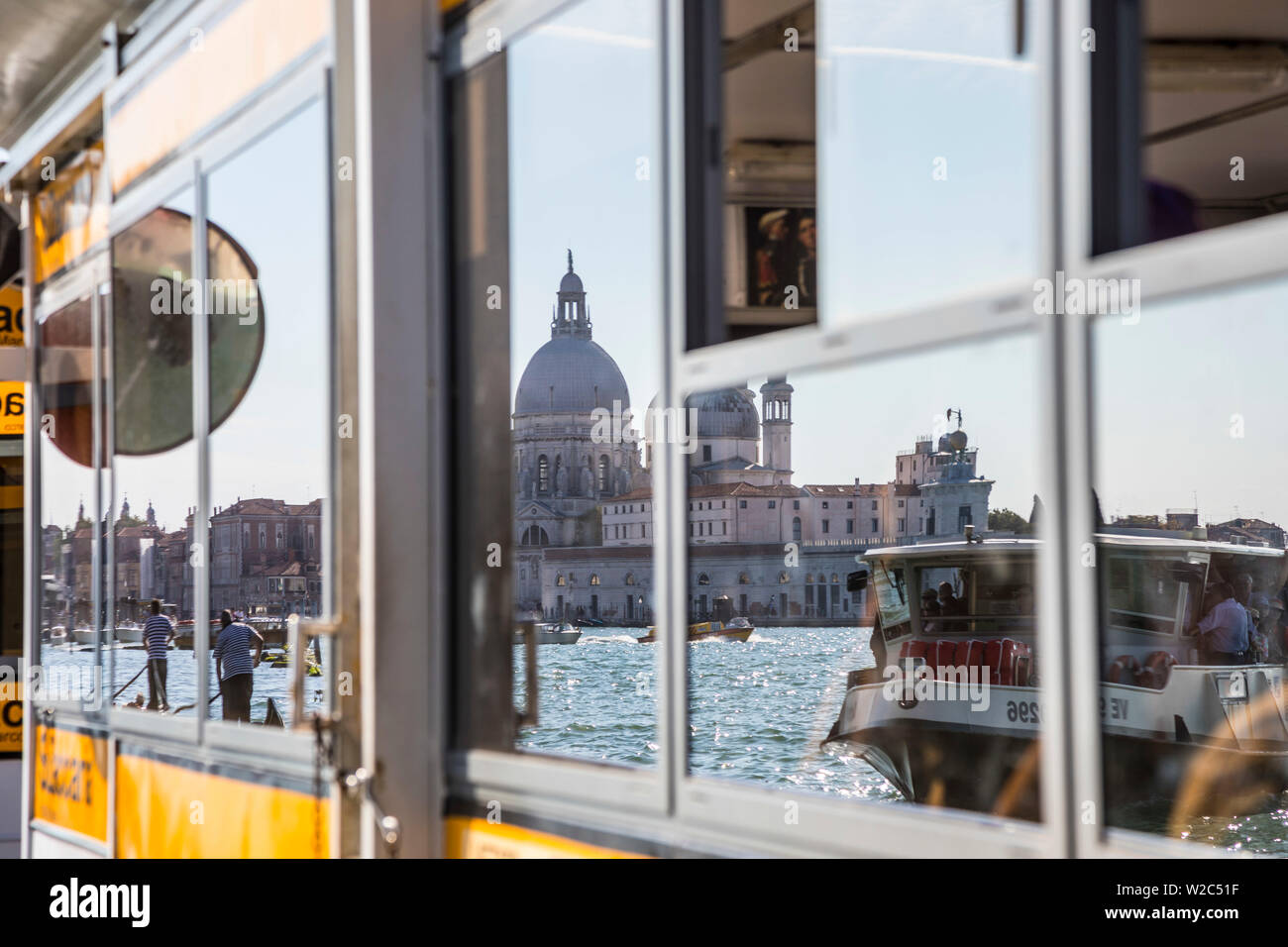 Basilica di Santa Maria della Salute, Grand Canal, Venice, Italien Stockfoto