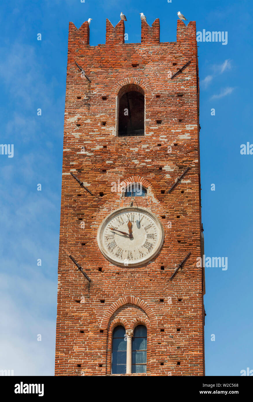 Civic Tower, Noli, Provinz von Savona, Ligurien, Italien Stockfoto