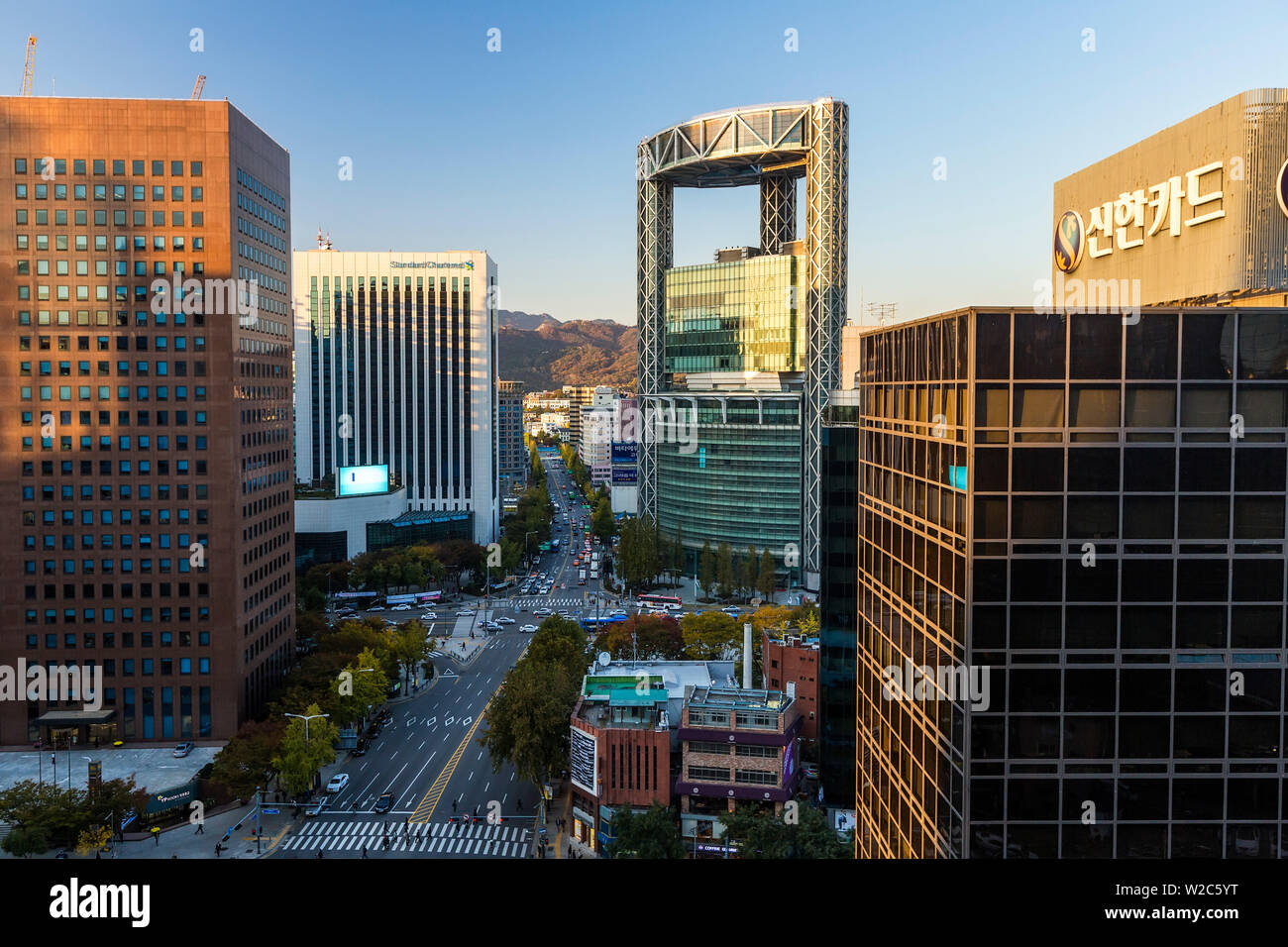 Moderne Architektur, Myeong-dong, Myeongdong, Seoul, Südkorea Stockfoto