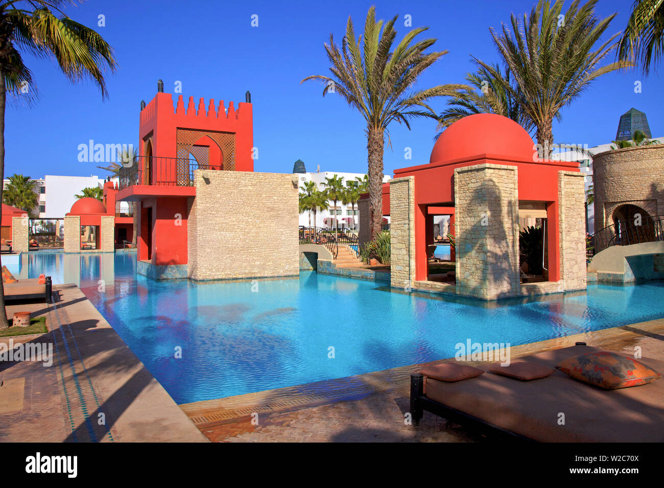Schwimmbad im Hotel, Agadir, Marokko, Nordafrika Stockfoto