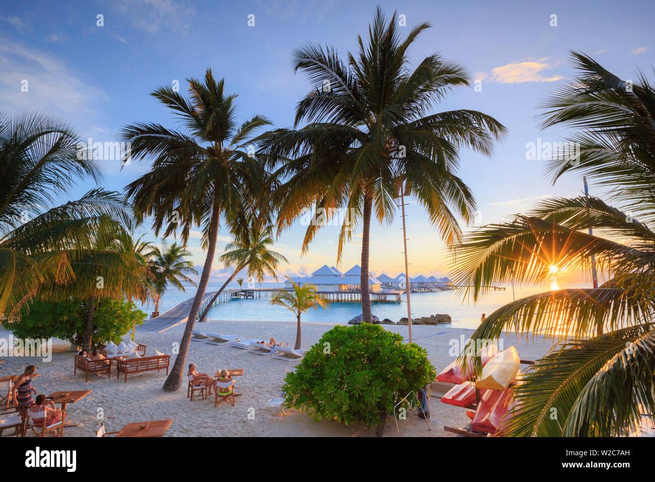 Malediven, Süd Ari Atoll, Thudufushi Island, Diamanten Thudufushi Resort Stockfoto