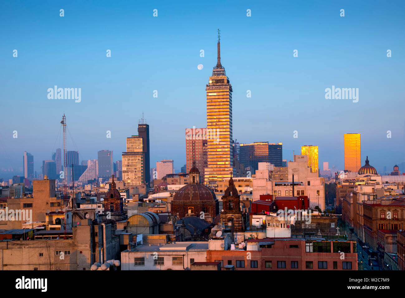 Mexiko, Mexiko City, Torre Latinoamericana, lateinamerikanische Turm, Wahrzeichen, Skyline Stockfoto