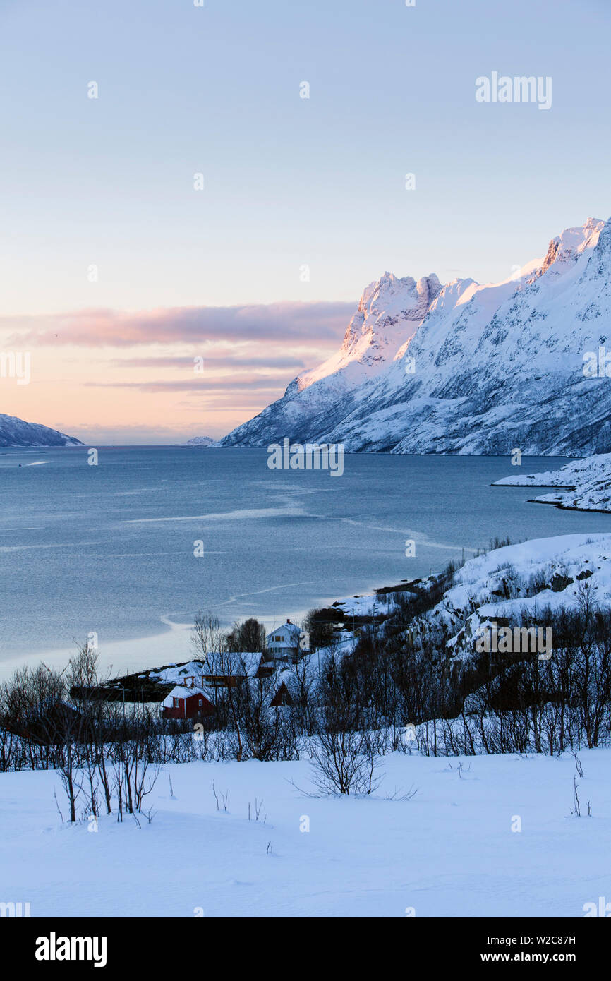 Kvaloya Insel, Ersfjorden, Troms, Norwegen Stockfoto