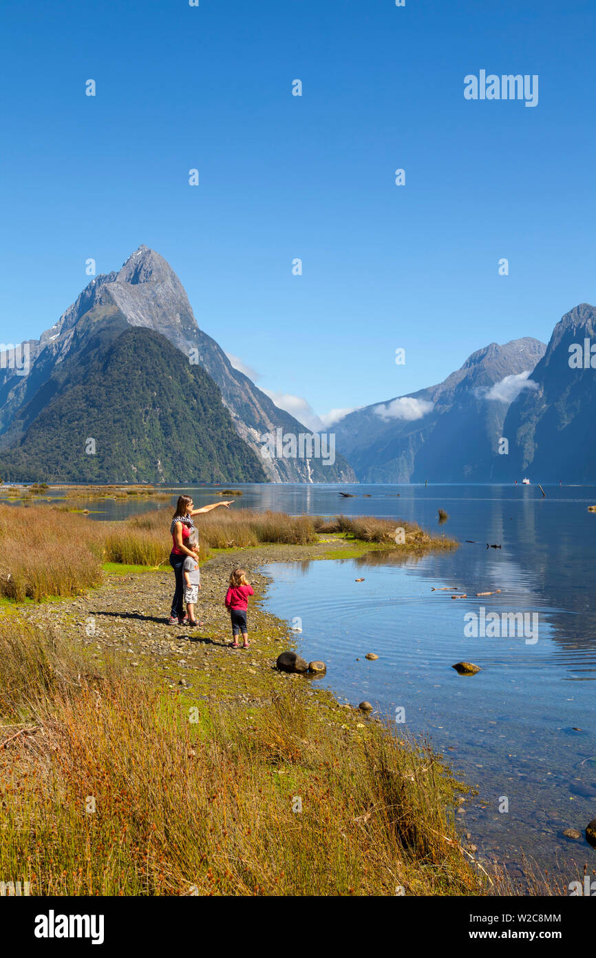 Mitre Peak, Milford Sound, Fiordland-Nationalpark, Südinsel, Neuseeland Stockfoto