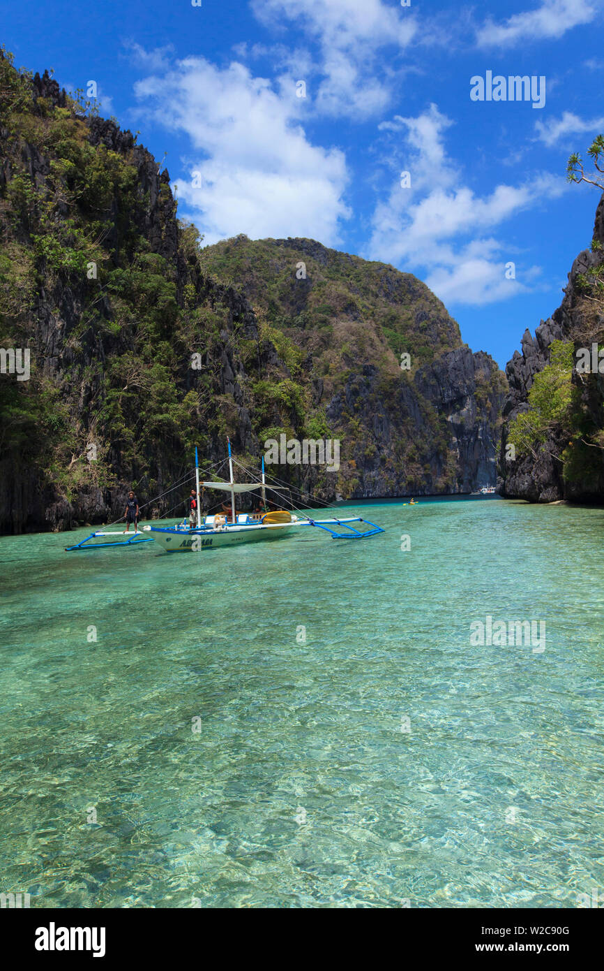 Philippinen, Palawan El Nido, von Miniloc Island, kleine Lagune Stockfoto