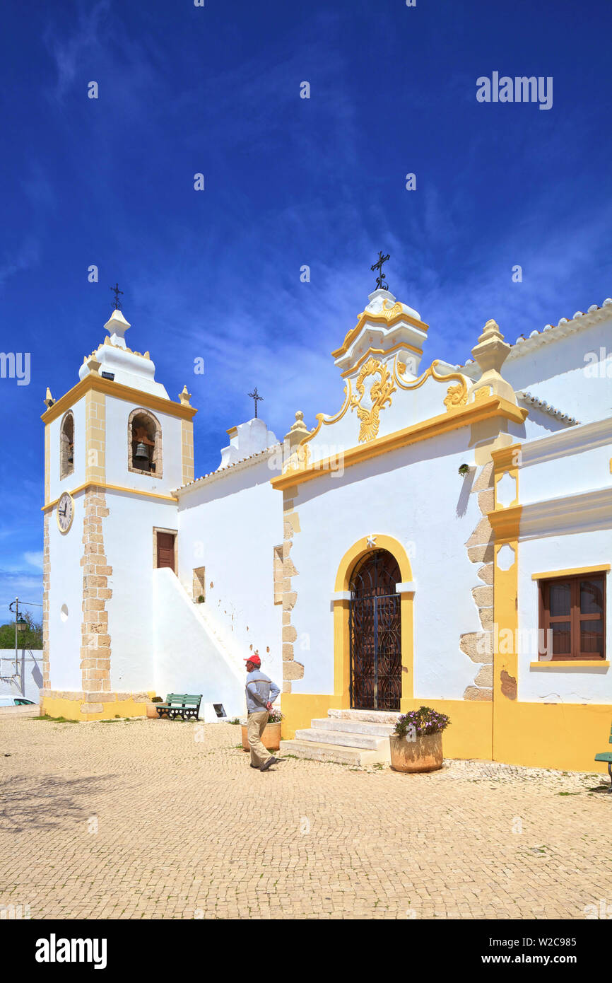 Die Kirche des Göttlichen Heilandes, Alvor, Algarve, Algarve, Portugal, Europa Stockfoto