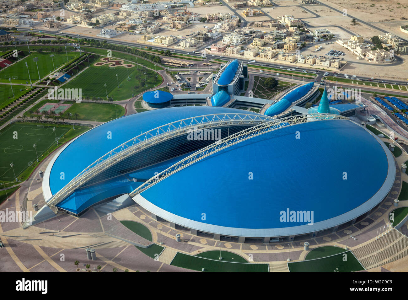 Katar, Doha, Ansicht der Aspire Sports Center Stockfoto