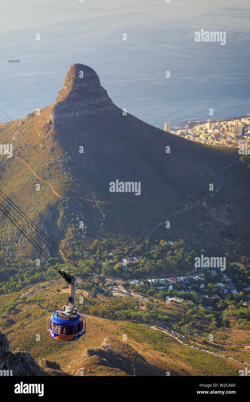 Südafrika, Western Cape, Kapstadt, Ciy Blick vom Tafelberg Stockfoto