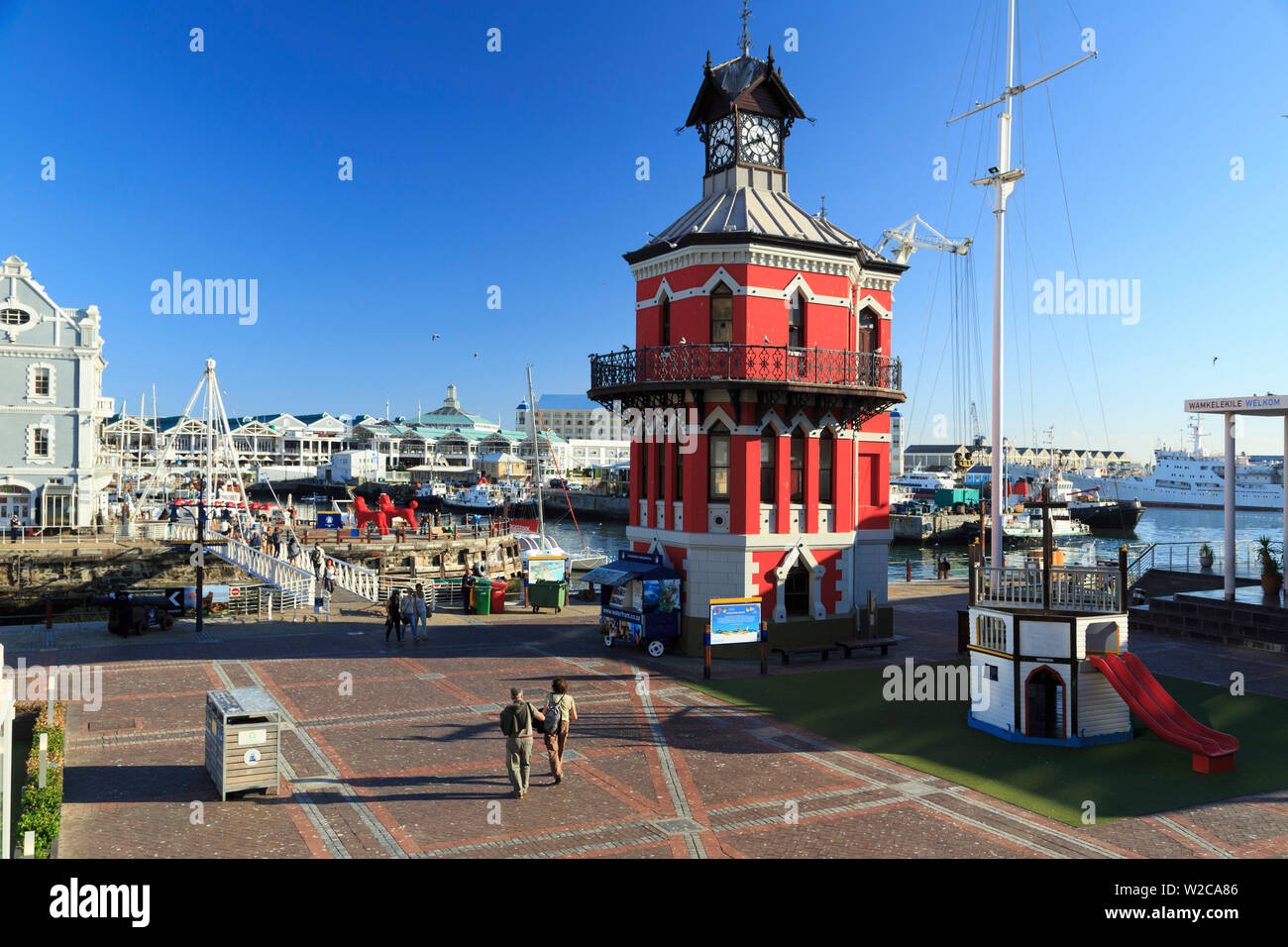 Südafrika, Western Cape, Kapstadt, V&A Waterfront, historische Clocktower Stockfoto