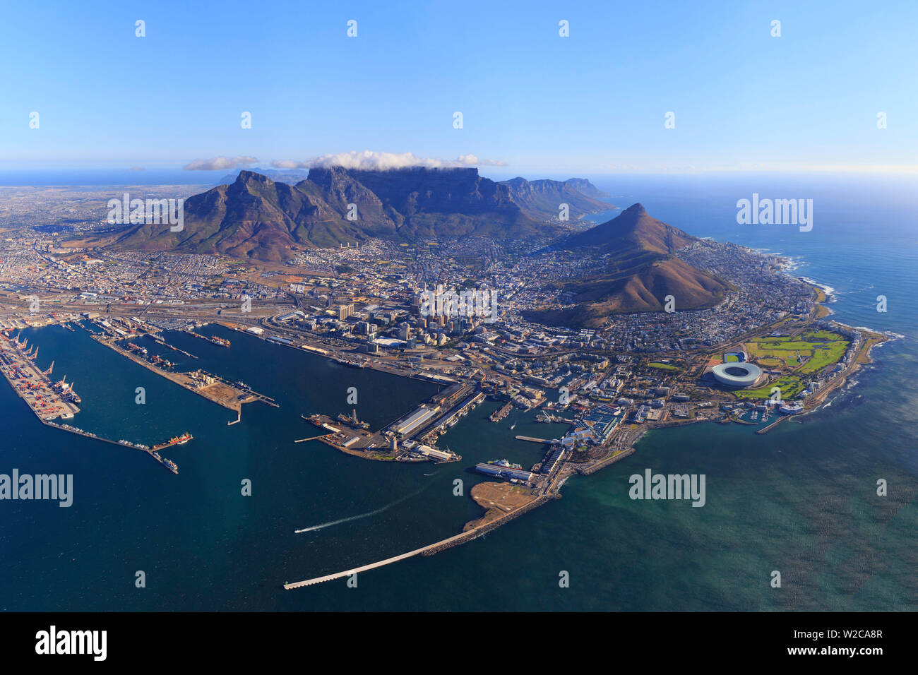 Südafrika, Western Cape, Kapstadt, Blick auf Kapstadt und den Tafelberg Stockfoto