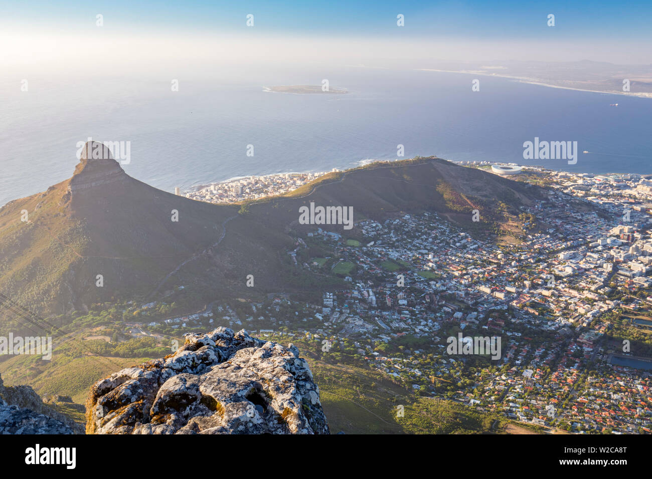 Südafrika, Western Cape, Kapstadt, Ciy Blick vom Tafelberg Stockfoto