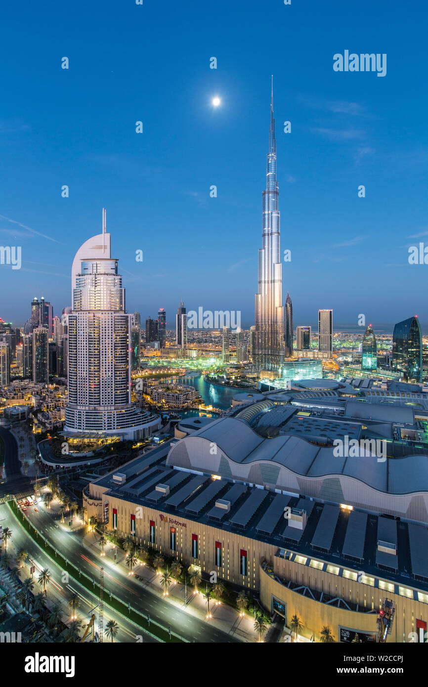 Vereinigte Arabische Emirate, Dubai, Burj Khalifa, erhöhten Blick auf die Dubai Mall Stockfoto