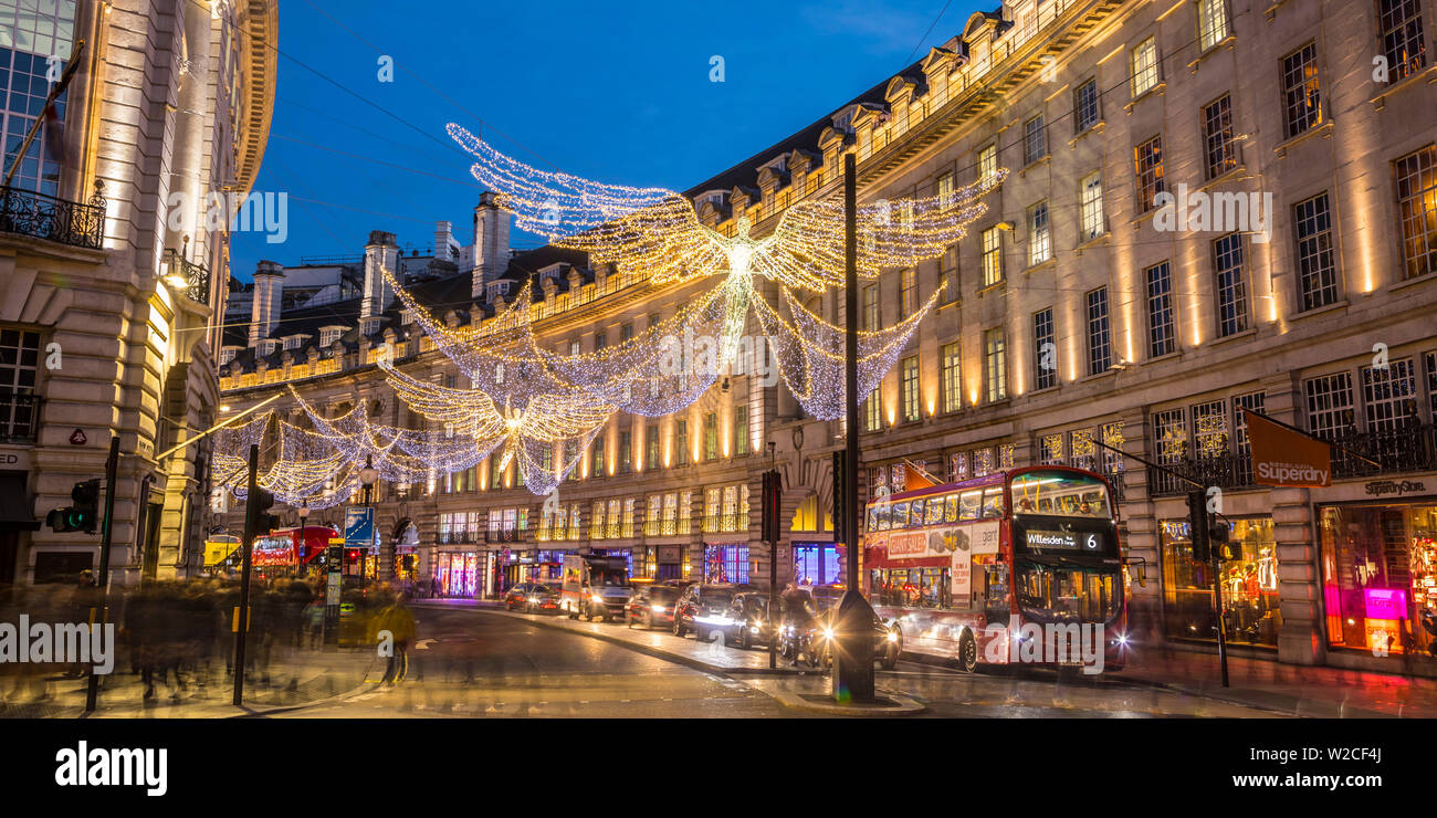Weihnachten Dekorationen auf Regents Street, London, England Stockfoto