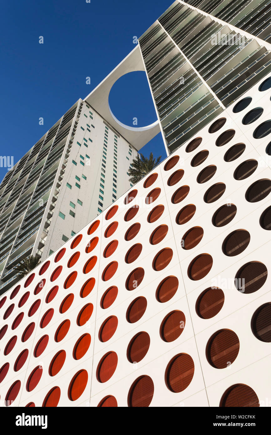 USA, Florida, Miami, Brickell Avenue von 500 Brickell Avenue Gebäude Stockfoto