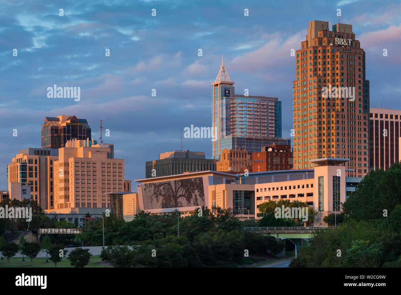 USA, North Carolina, Raleigh, Skyline der Stadt. Stockfoto