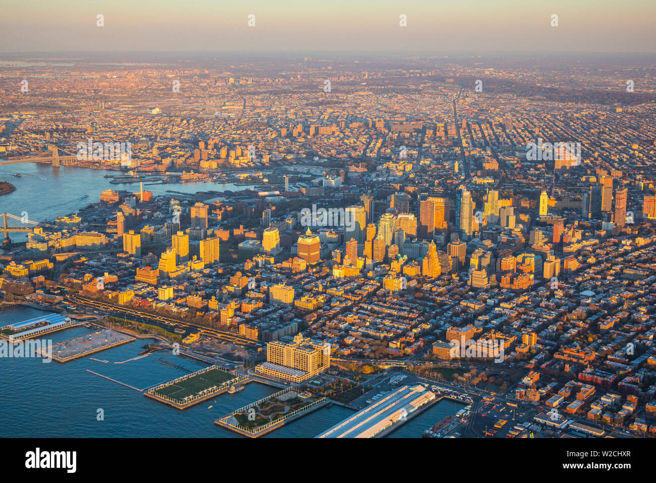 Brooklyn Heights (mit Queens im Hintergrund), New York City, New York, USA Stockfoto