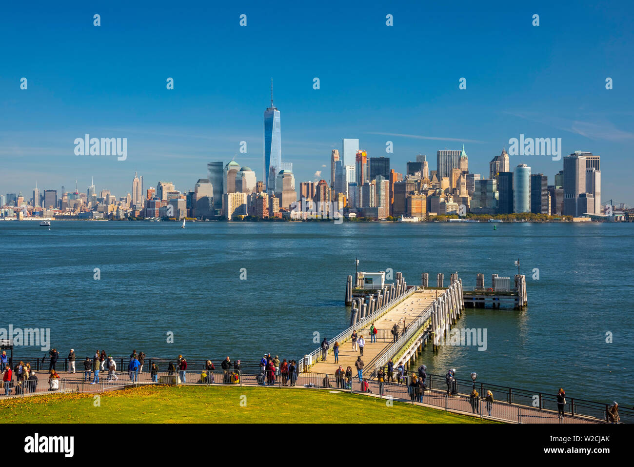 USA, New York, Manhattan, Liberty Island und Manhattan Skyline Stockfoto USA, New York, Manhattan, Liberty Island und Manhattan Skyline Stockfoto