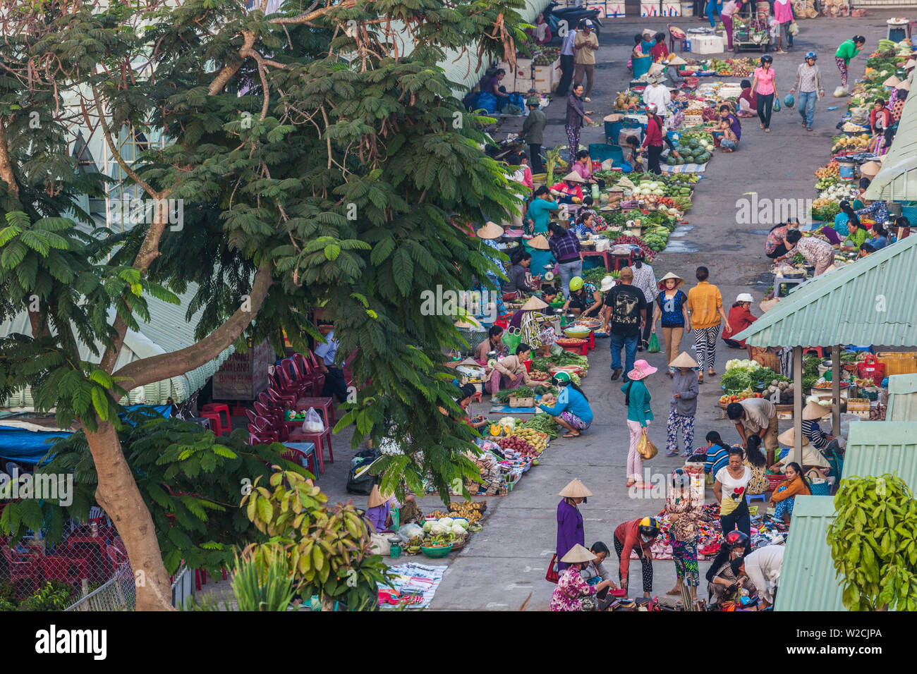 Mekong-Delta, Vietnam Cai Rang, Cai Rang schwimmende Markt, erhöhten Blick auf die Straße Markt Stockfoto