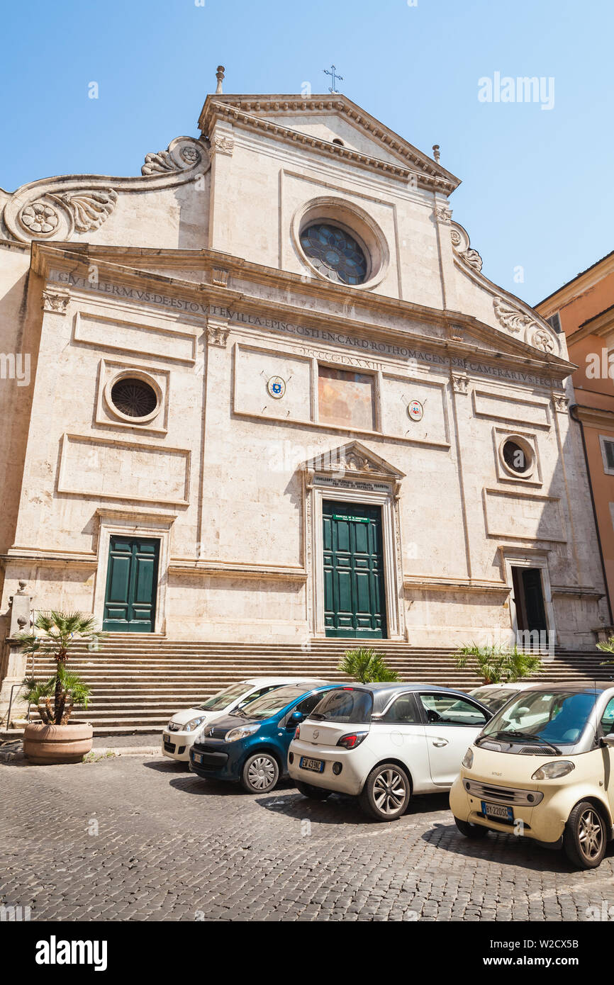 Rom, Italien, 8. August 2015: Sant Agostino, es ist eine römisch-katholische Kirche in der Piazza mit dem gleichen Namen. Einer der ersten römischen Kirchen gebaut Durin Stockfoto