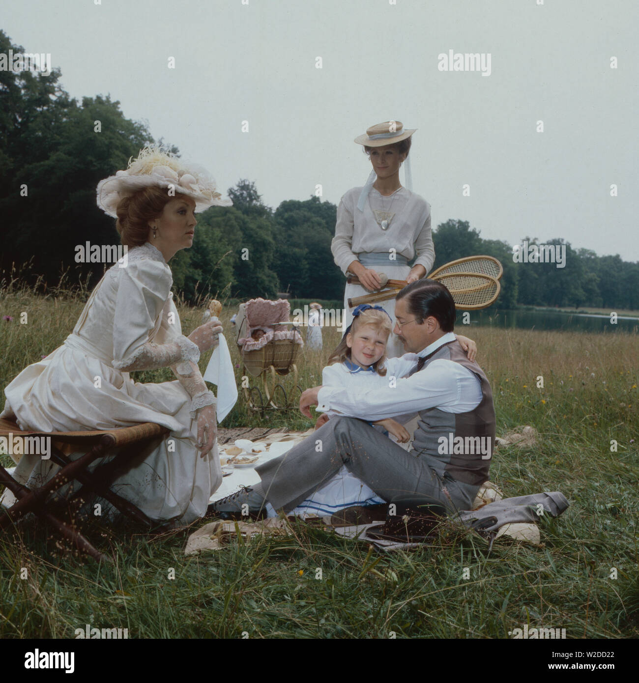Nesthäkchen, historische Kinderserie, Deutschland 1983, Regie: Gero Erhardt Darsteller: Doris Kunstmann, Kathrin Toboll, Susanne Uhlen, Christian Wolff Stockfoto