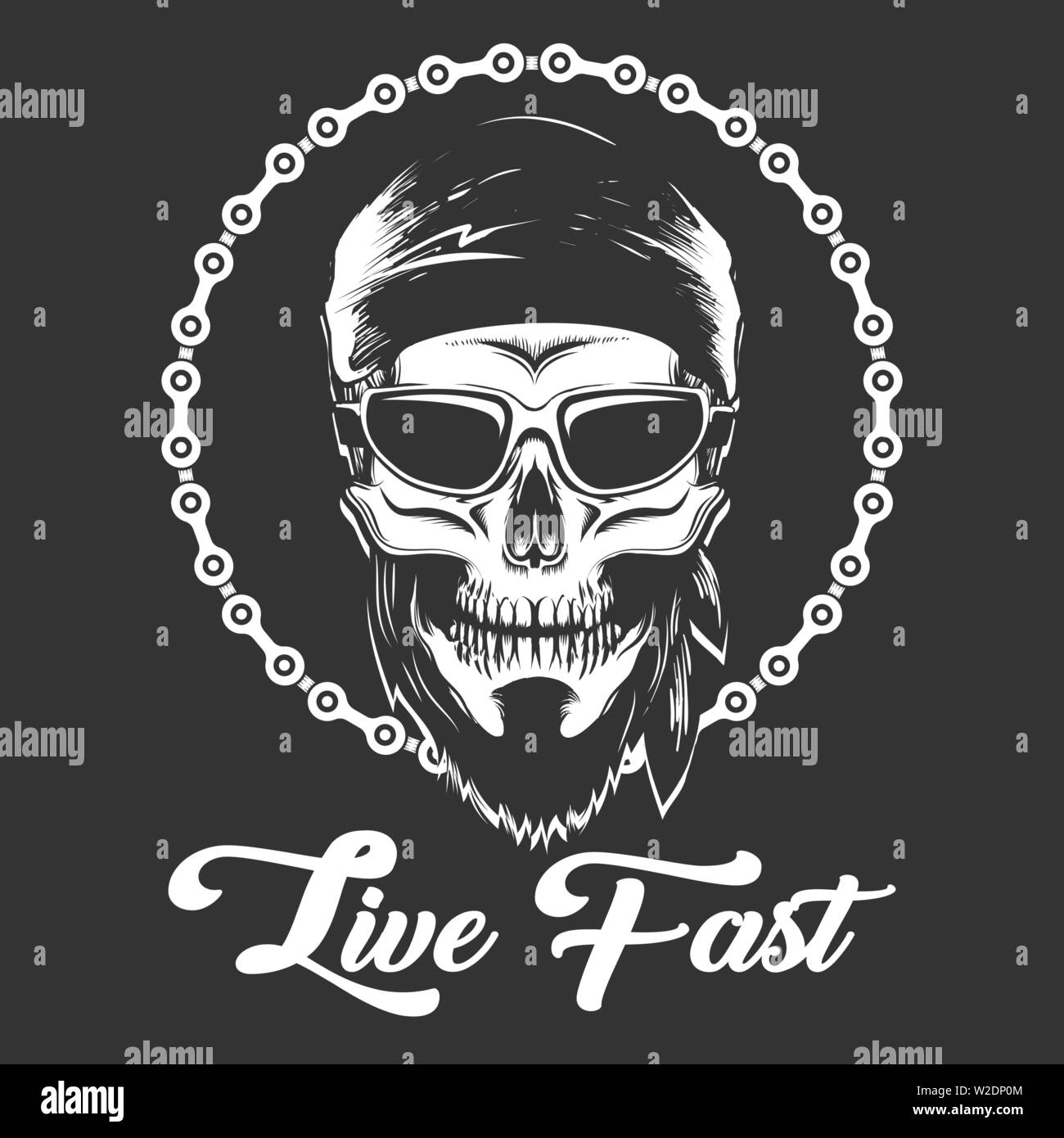 Motorrad Grafik Desing. Schädel in Bandana auf Motorrad Kette Hintergrund mit Wortlaut Live Fast. Vector Illustration. Stock Vektor