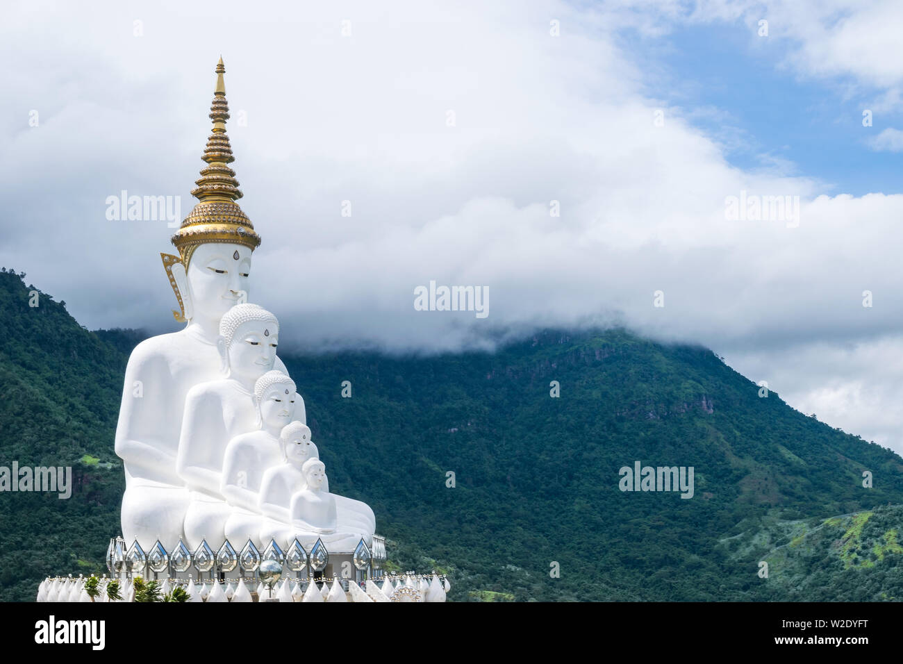 Die kultigen hot-spots Blick auf Wat Pha Sorn Kaew, buddhistisches Kloster und Tempel in Khao Kho, Phetchabun, Thailand Stockfoto