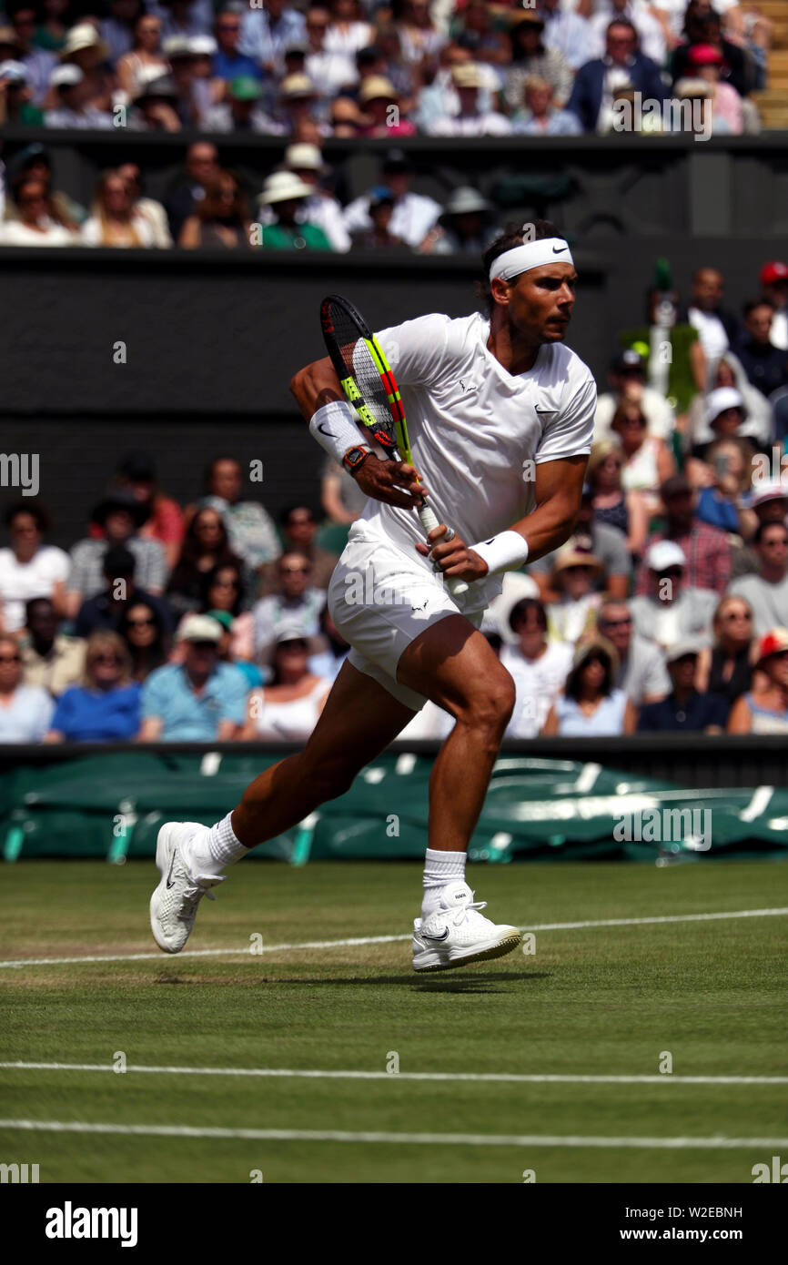 Wimbledon, London, UK. 8. Juli, 2019. Rafael Nadal zu Joao Sousa in der vierten Runde gegen Wimbledon heute. Quelle: Adam Stoltman/Alamy leben Nachrichten Stockfoto