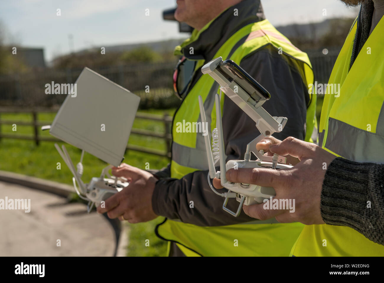 2 Drone Controller mit control equipment Stockfoto