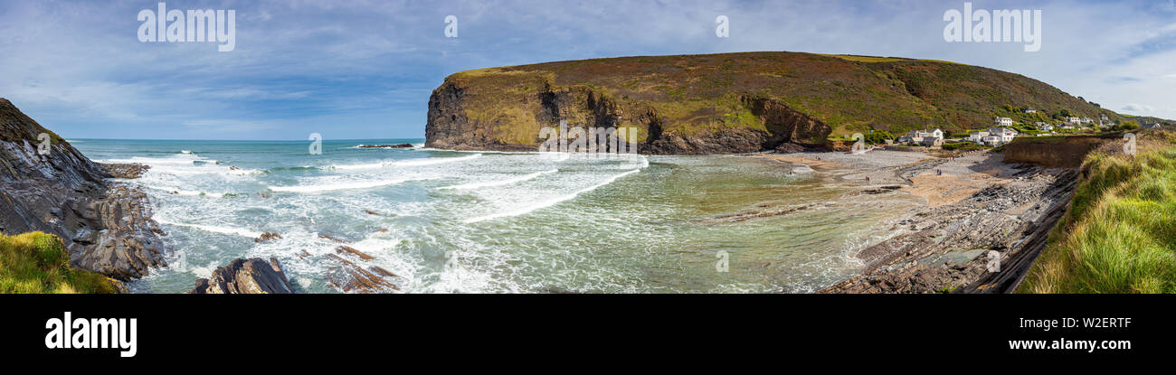 Panorama am Strand von Crackington Haven Auf der Nordküste von Cornwall Cornwall England UK Europa Stockfoto