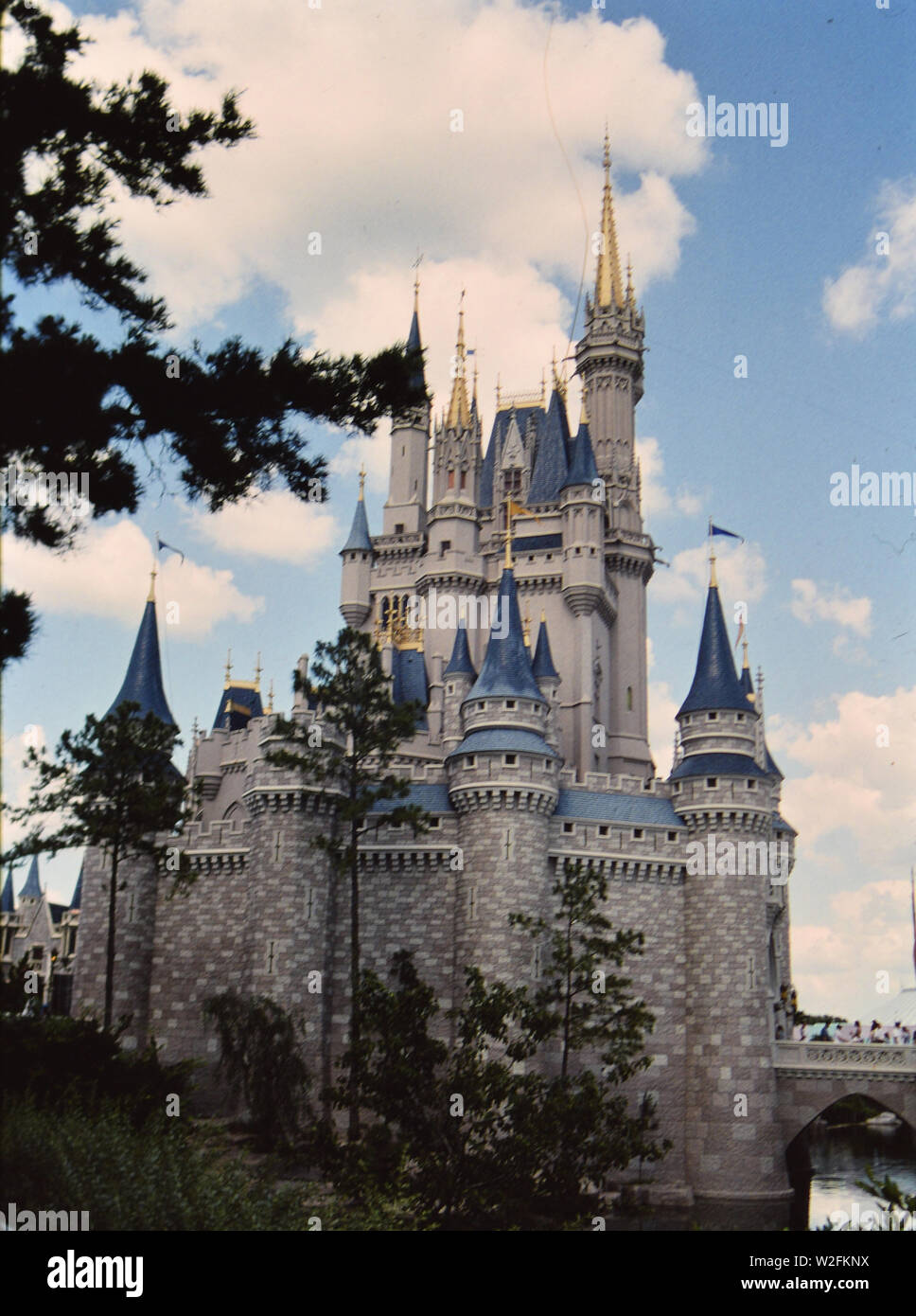 Cinderella Schloss in Magic Kingdom in Walt Disney World. 1996 Stockfoto