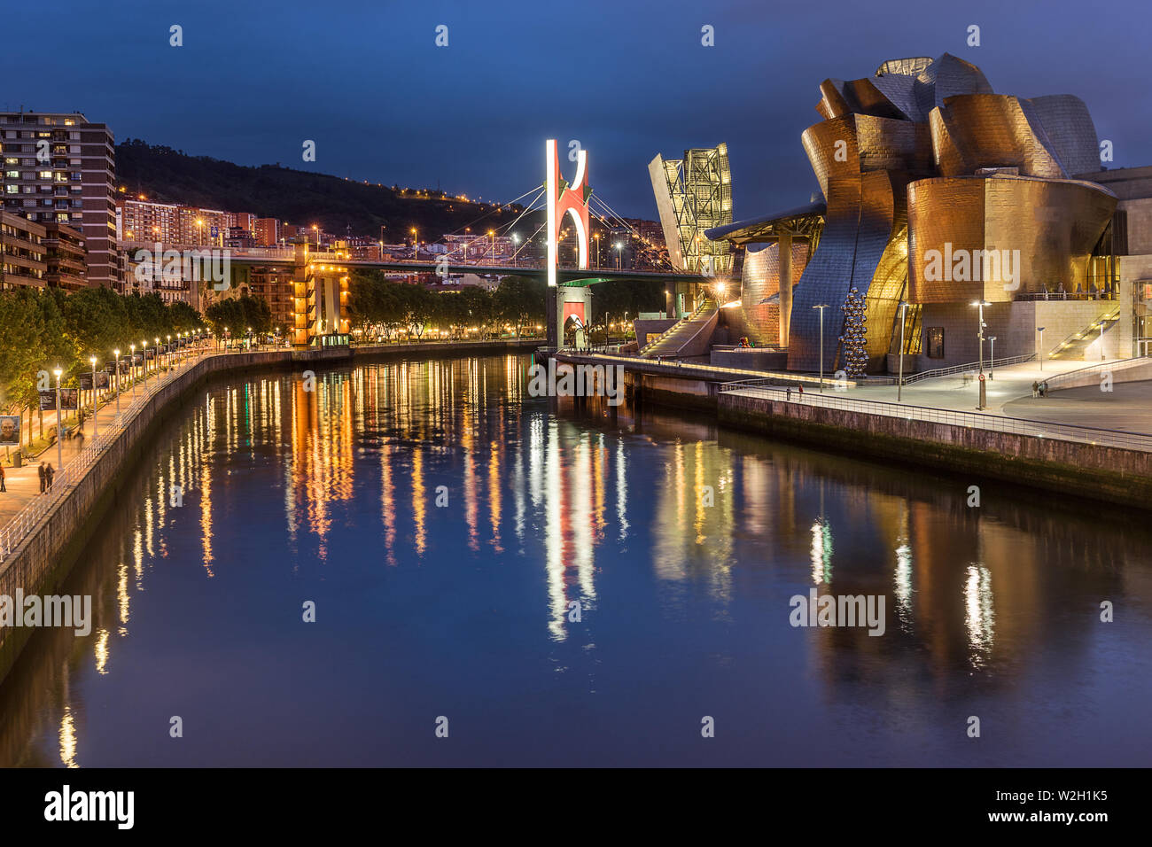 Guggenheim Museum in der baskischen Stadt Bilbao Stockfoto