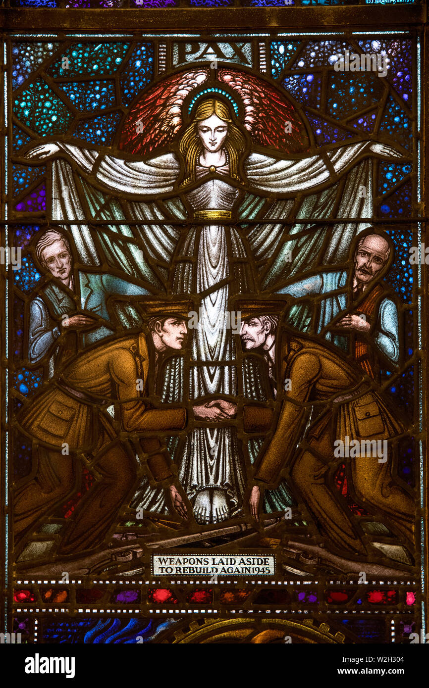 Belfast City Hall, Ulster (Nordirland), Großbritannien Glasmalerei detail. Weltkrieg 1. Stockfoto