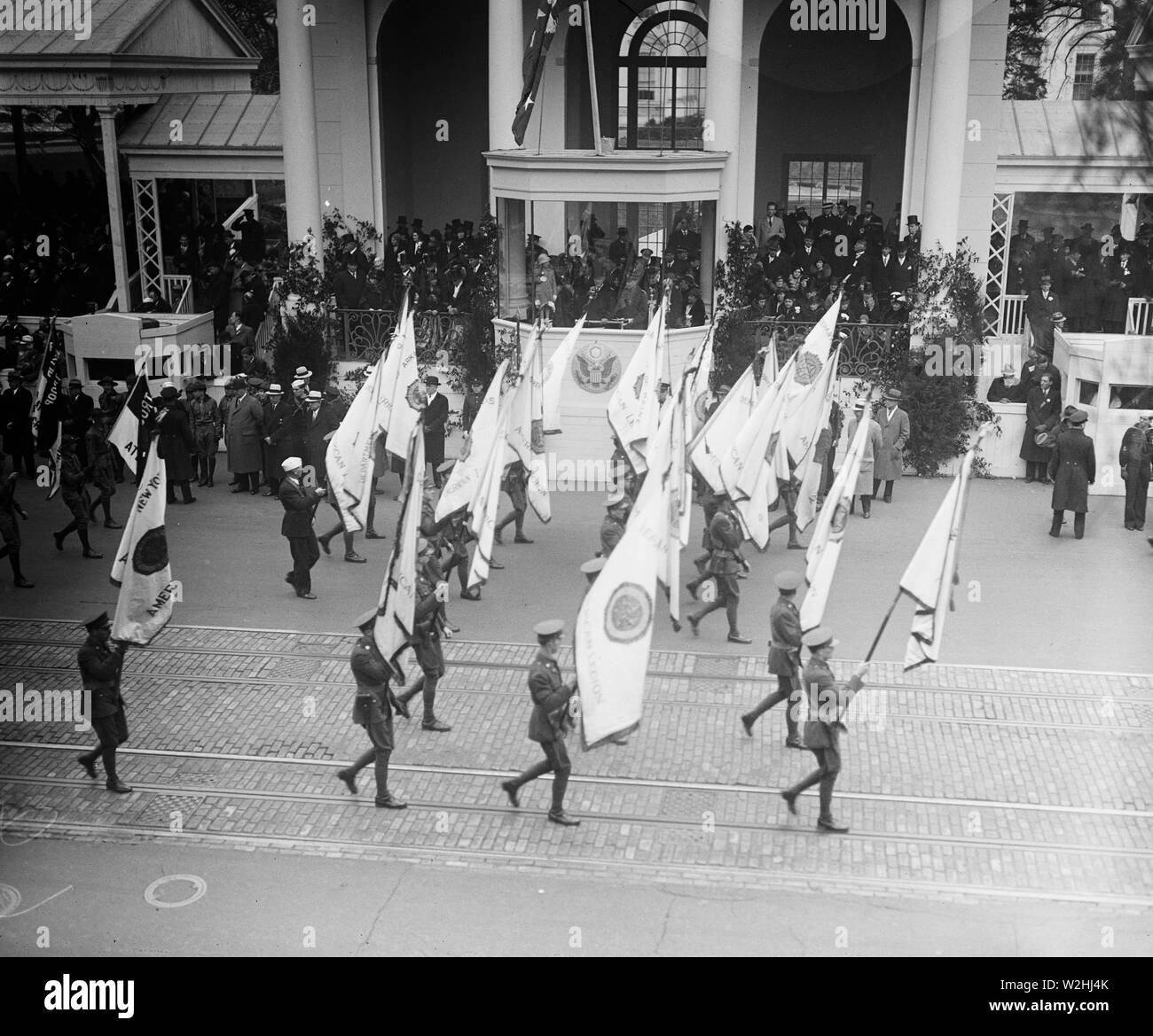 Franklin D. Roosevelt - Franklin D. Roosevelt Einweihung. Parade- und Präsidentschaftswahlen Ständer. Washington, D.C., Ca. März 4, 1933 Stockfoto