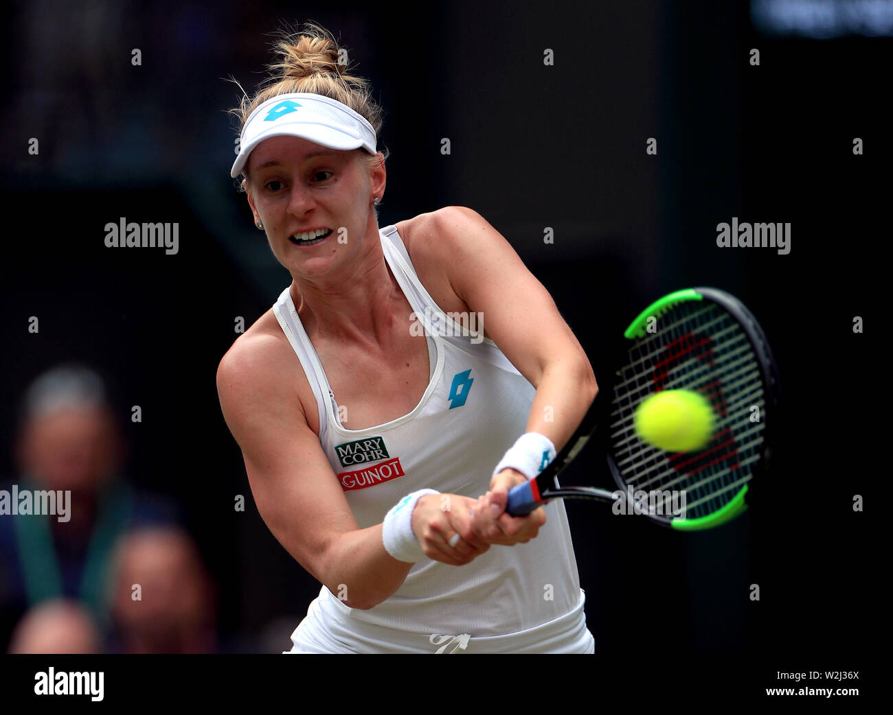 Alison Riske in Aktion an Tag 8 der Wimbledon Championships in der All England Lawn Tennis und Croquet Club, Wimbledon. Stockfoto