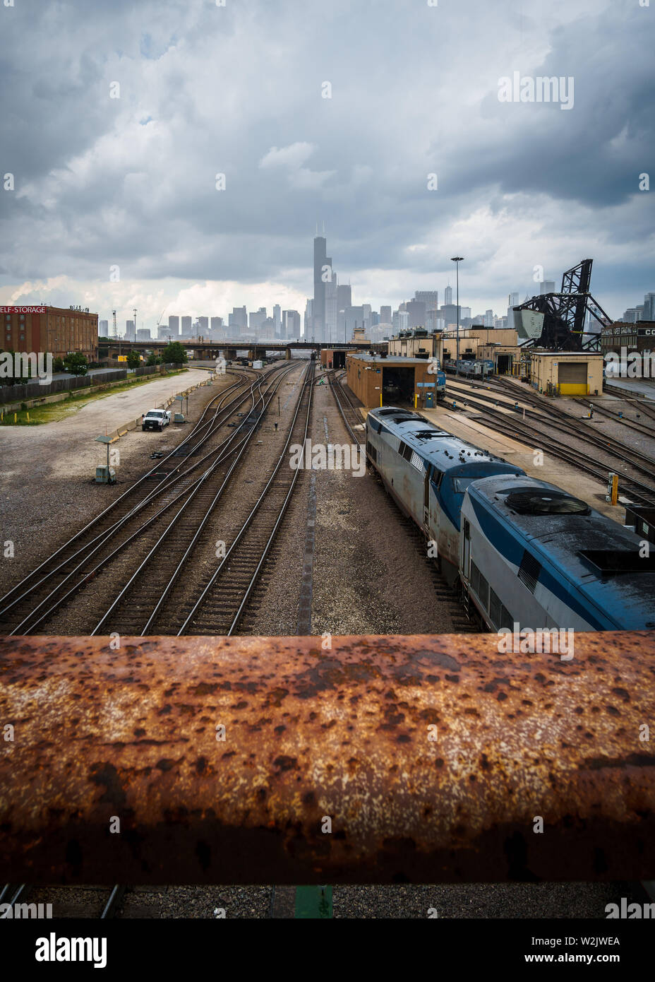 Ein düsterer Blick auf die Skyline von Chicago Stockfoto
