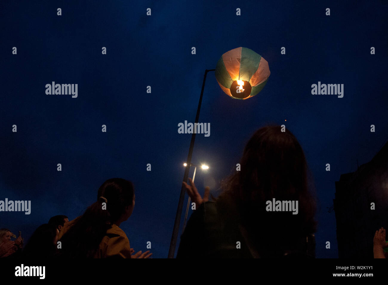 Ballone sind am Vorabend des St. John's Tag in Porto, Portugal Stockfoto