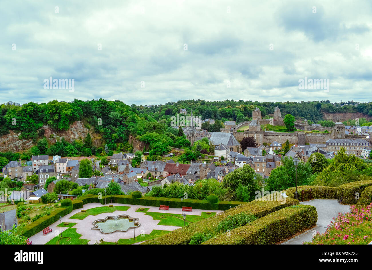 Fougères Sehenswürdigkeiten Altstadt, Schloss und Festung. Bretagne Dorf. Stockfoto