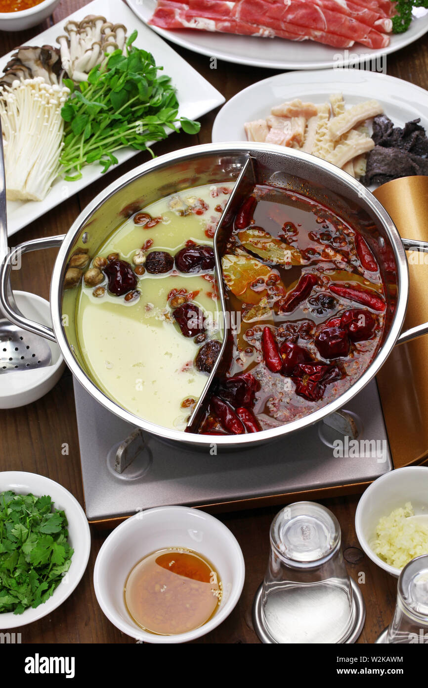 Chongqing Yin Yang hot pot, chinesische Küche Stockfoto