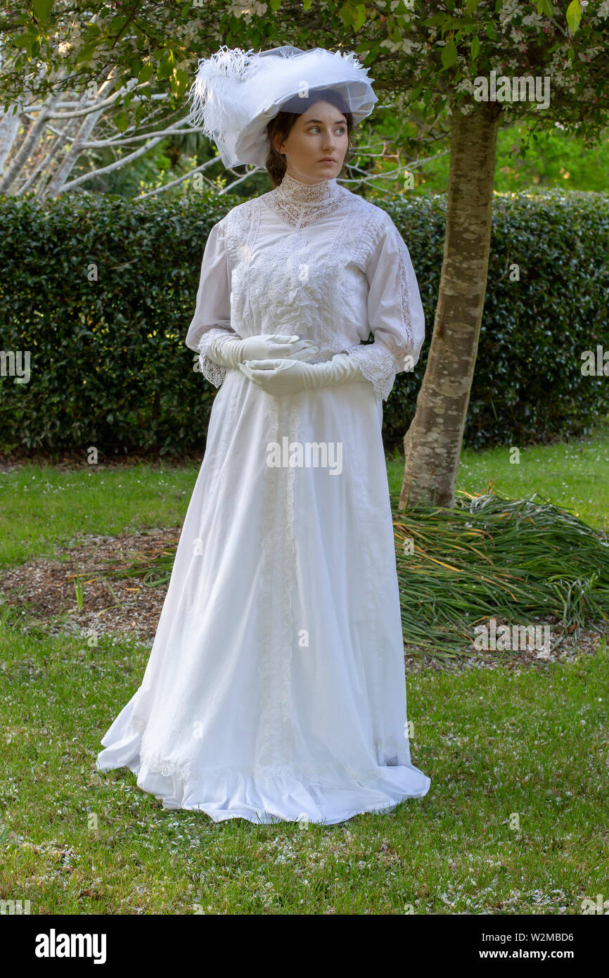 Edwardianische Braut Stockfotos Und Bilder Kaufen Alamy