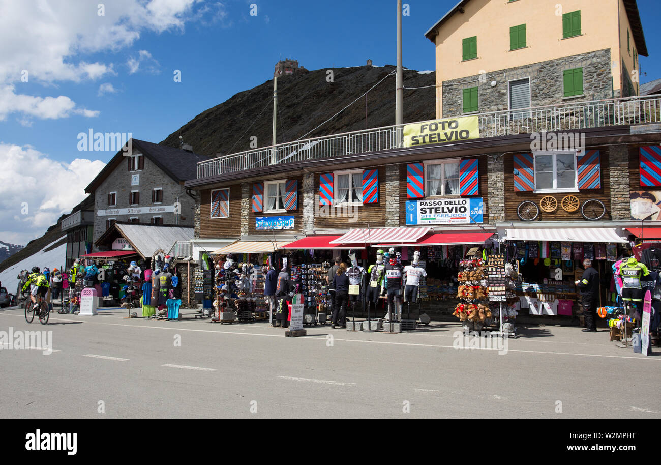 Stilfser Joch, Italien, 20. Juni 2019 - Es ist die höchste automobile Pass in Italien, 2758 Meter und das zweithöchste in Europa, zwischen Trentin entfernt Stockfoto