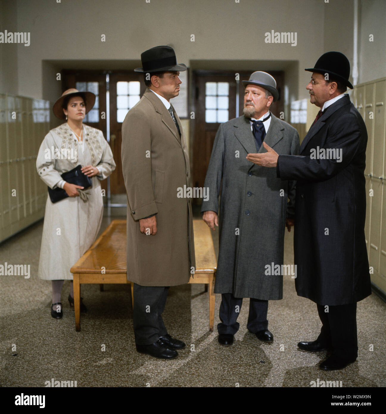 Löwengrube, Fernsehserie, Deutschland 1989 - 1992, Familienserie, Kriminalserie, Darsteller: Christine Neubauer, Jörg Hube, Walter Fitz, Gerd Fitz Stockfoto