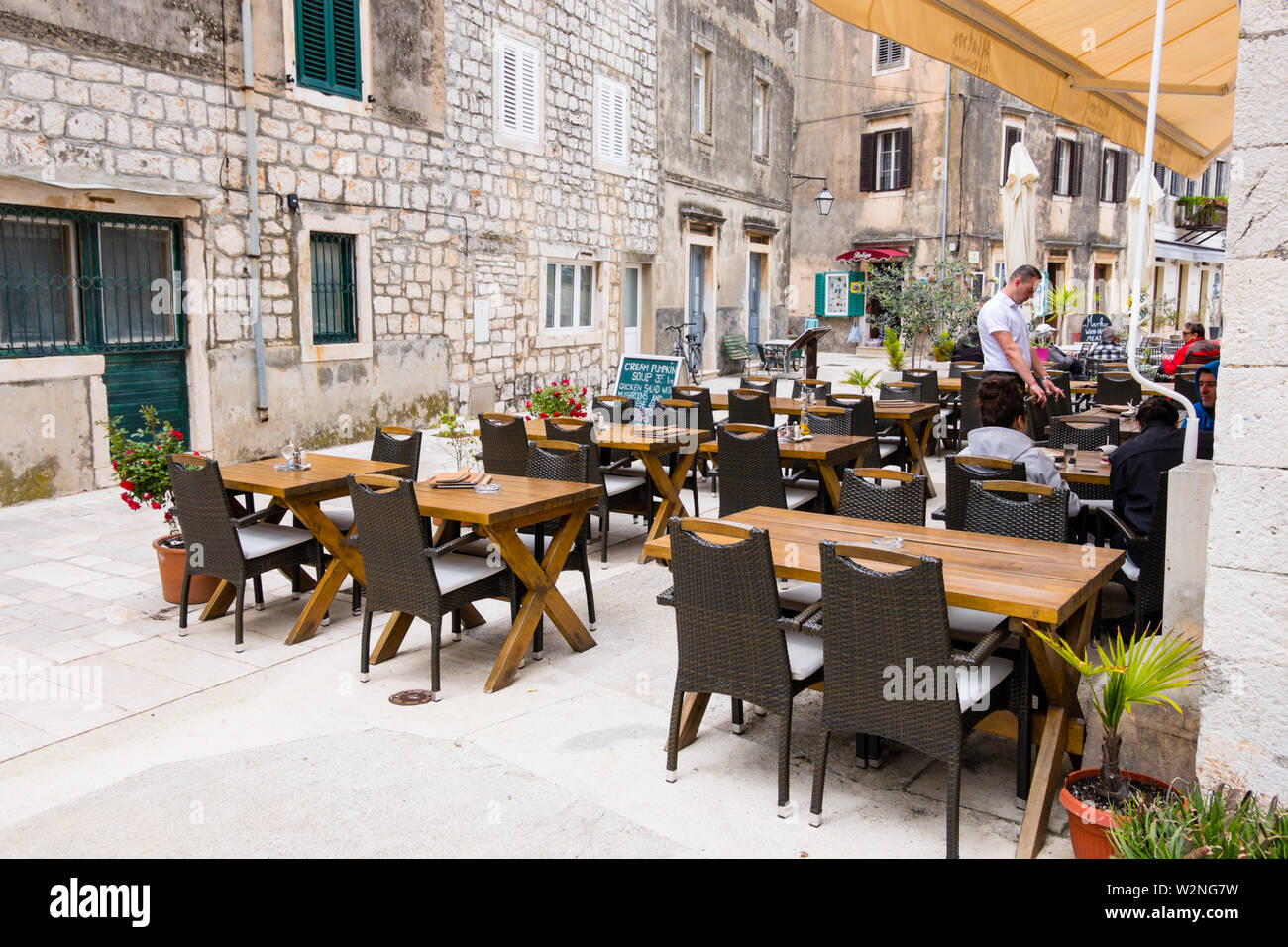 Restaurant Terrassen, Trg Ploca, Stari Grad, Hvar, Dalmatien, Kroatien Stockfoto