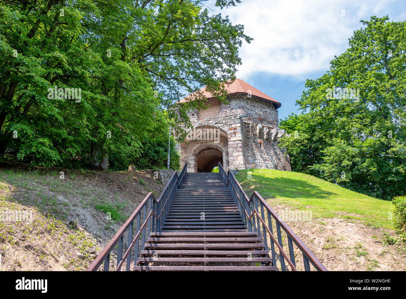 Blick auf die Treppe zu den Zugriff auf Visegrád Burg. In Visegrad entfernt, am rechten Ufer der Donau, nördlich von Budapest Stockfoto