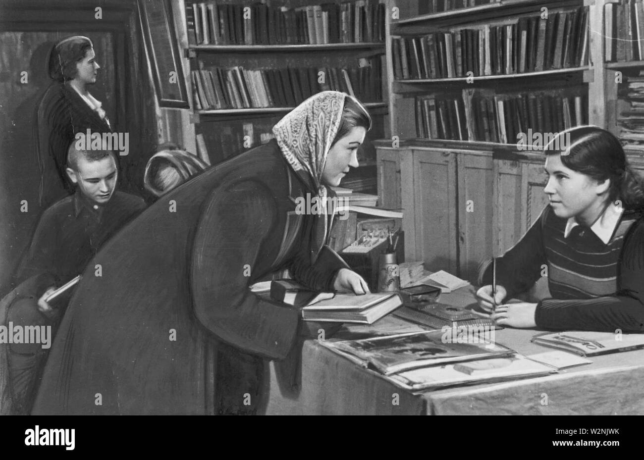 In der Bibliothek der Sowjetischen Kolchose in den 1950er Jahren Stockfoto