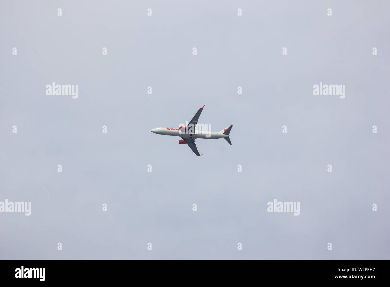 Chiangmai, Thailand - 6. Juli 2019: HS-LVH Boeing 737-900ER der Thailändischen Lion Air Airline. Von Chiangmai Flughafen in Bangkok. Stockfoto