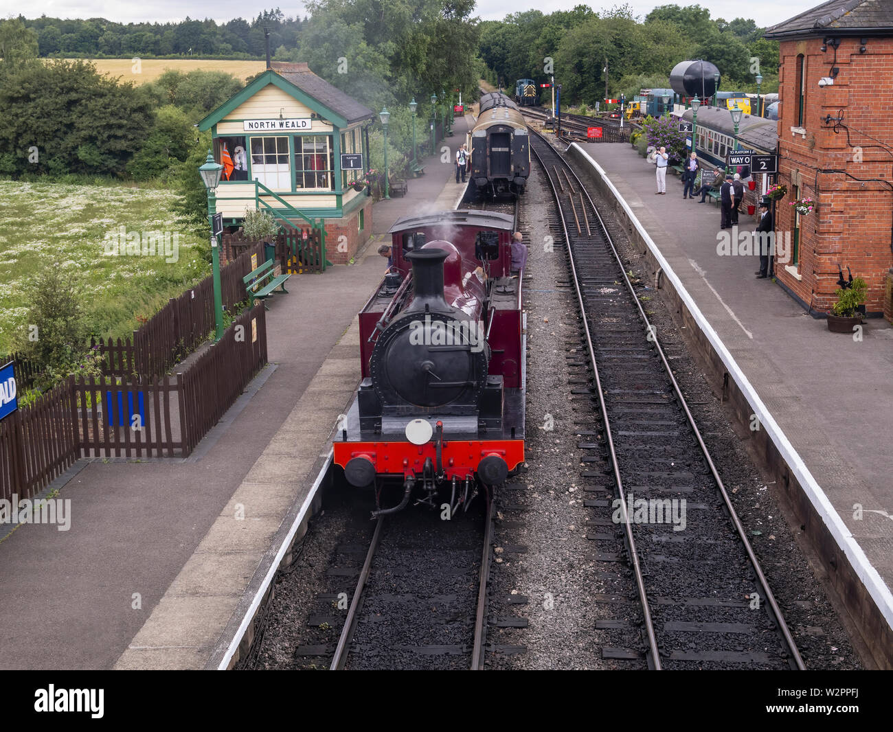 Metrpolitan Bahn Nr. 1 Klasse E0-4-2 Tenderlokomotive am North Weald Station auf der Epping und Ongar Eisenbahn Stockfoto