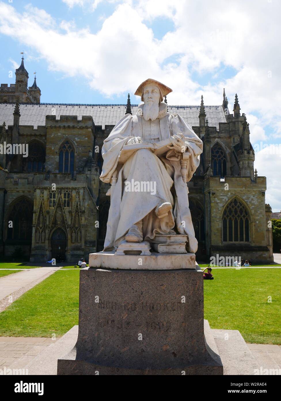 Richard Hooker Statue, Kathedrale von Exeter, Exeter, Devon, England Stockfoto