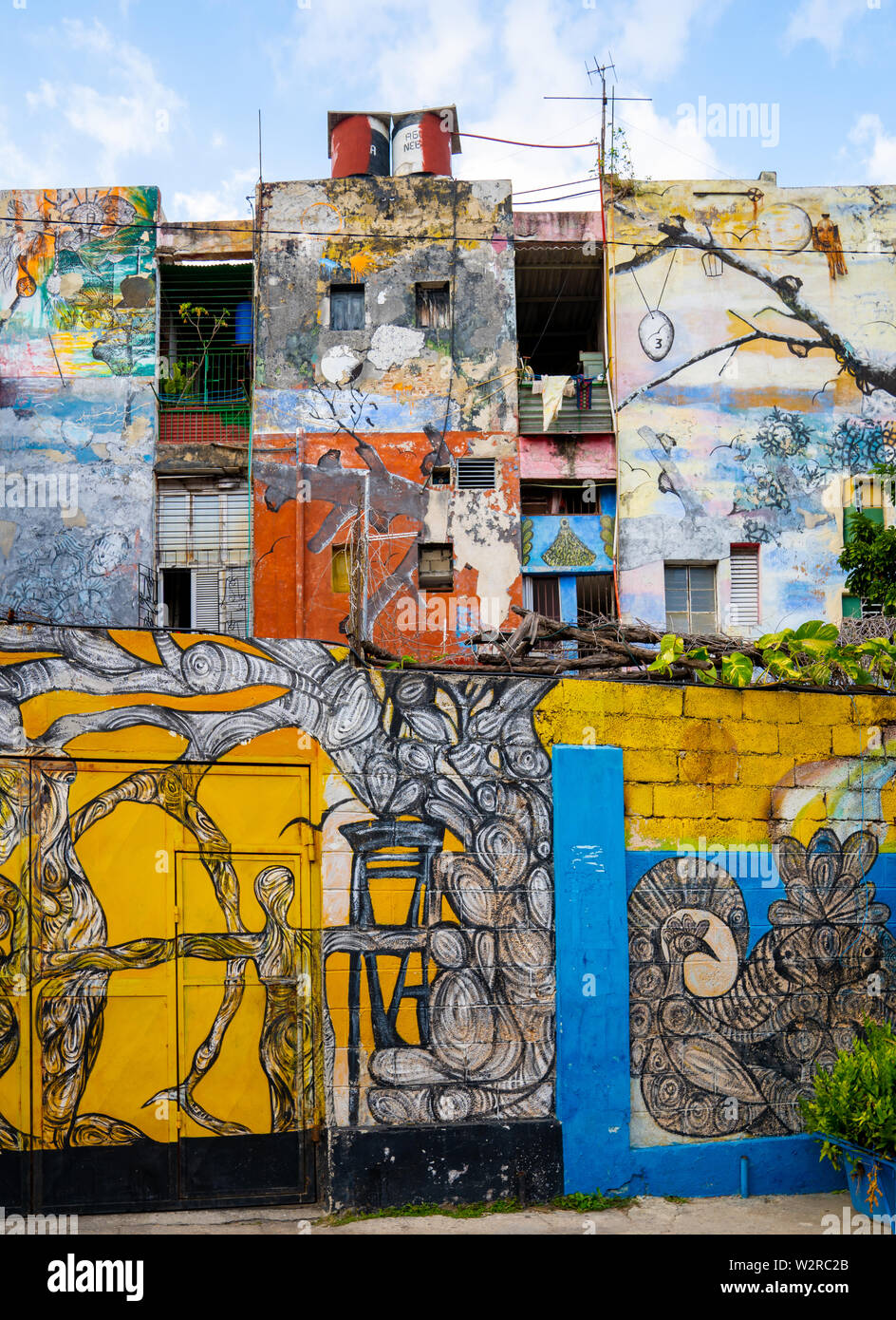 Havanna, Kuba - Januar 1, 2019: Afro-kubanische Viertel El Callejon de Hamel. Stockfoto
